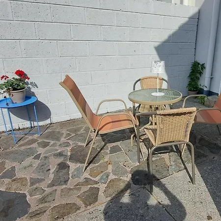 4 Bedroom Haven 10 Mins Walk To * גלוואיי